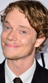 herec Alfie Allen