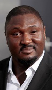 herec Nonso Anozie