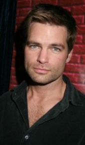 herec Daniel Cosgrove