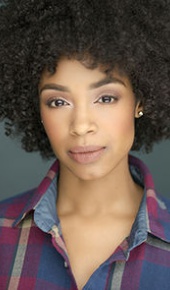 herec Chantel Riley