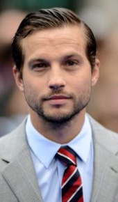 herec Logan Marshall-Green