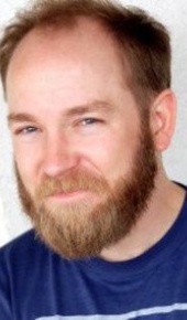 herec Kyle Kinane