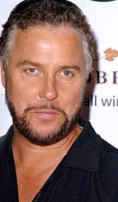 herec William Petersen