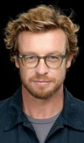 herec Simon Baker