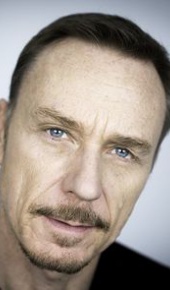 herec Ben Daniels