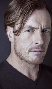 herec Toby Stephens