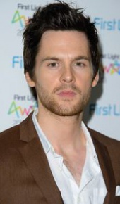 herec Tom Riley