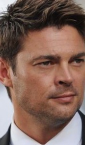 herec Karl Urban