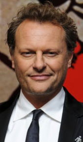 herec Neil Stuke