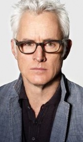 herec John Slattery