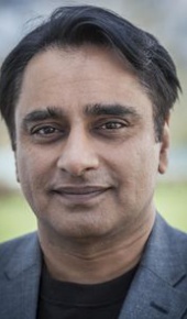 herec Sanjeev Bhaskar