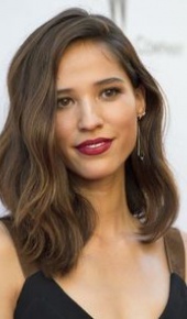 herec Kelsey Chow