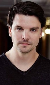 herec Andrew Lee Potts