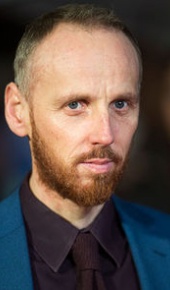 herec Ewen Bremner