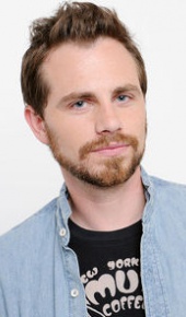 herec Rider Strong