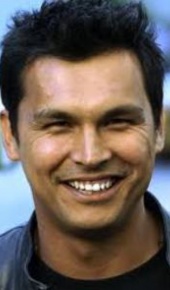 herec Adam Beach