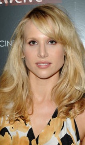 herec Lucy Punch