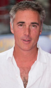 herec Greg Wise