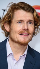 herec Julian Rhind-Tutt