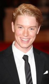 herec Freddie Fox