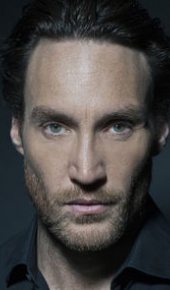 herec Callan Mulvey