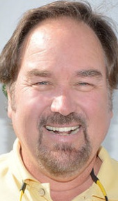 herec Richard Karn