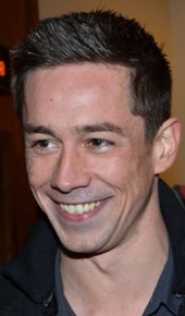 herec Killian Scott