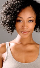 herec Yaya DaCosta