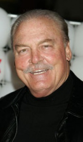 herec Stacy Keach