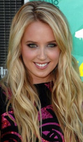 herec Megan Park