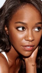 herec Aja Naomi King