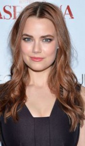 herec Rebecca Rittenhouse