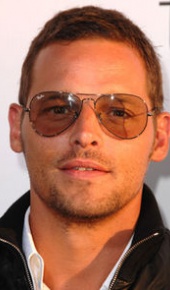 herec Justin Chambers