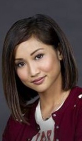 herec Angie Cheng