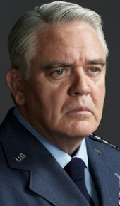 herec General Hugh Valentine