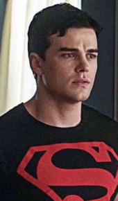 herec Conner Kent / Superboy